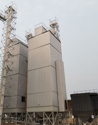 5000-7000 kJ/kg Consumo termico Asciugatrice di paddy con disuguaglianza di asciugatura ≤1,5% e intervallo di temperatura dell'aria calda di 45-80C